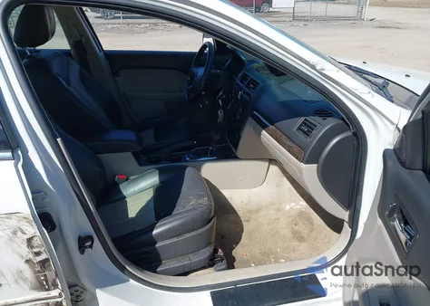 2009 Mercury Milan V6 Premier from USA, damaged, VIN 3MEHM02169R621249